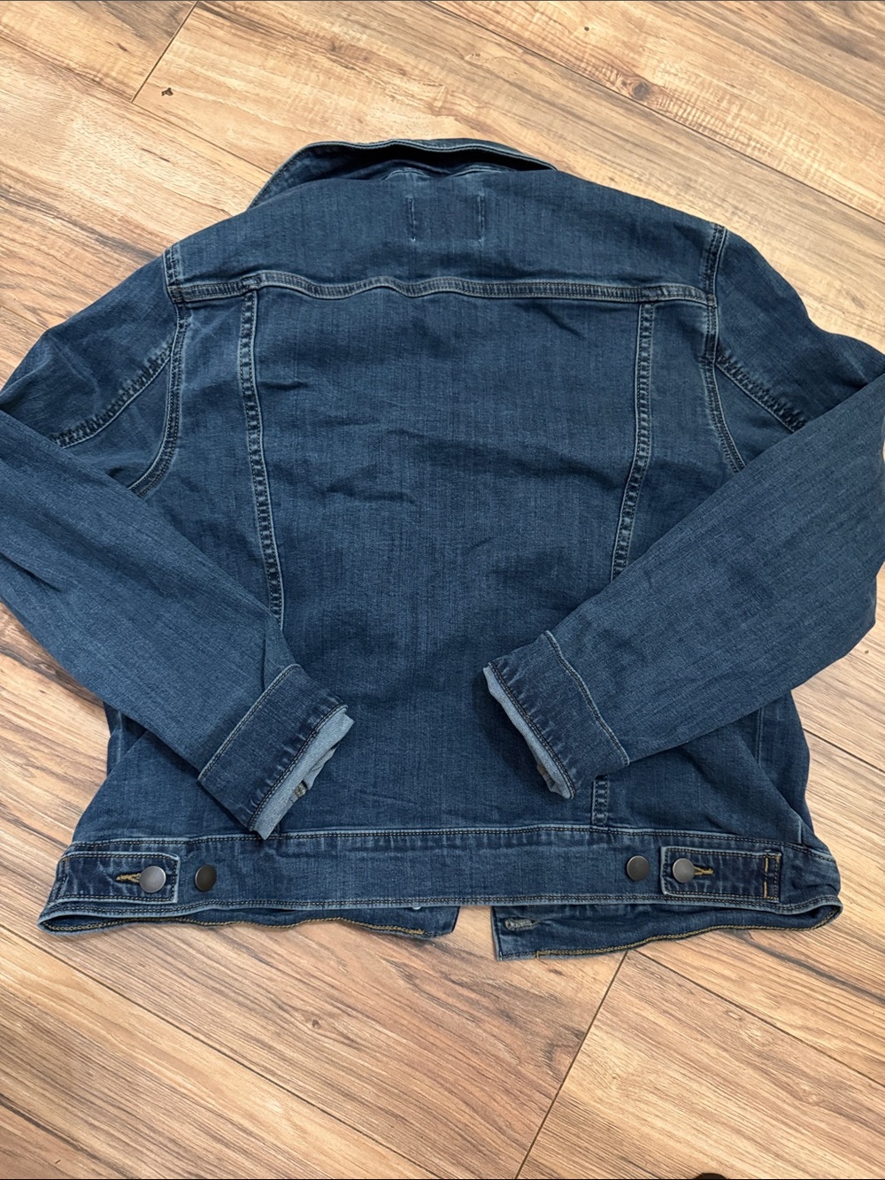 Amazon Essentials Stretch Denim Jacket - Picture 4 of 4